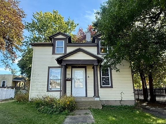 3rd image of 139 W Jackson St