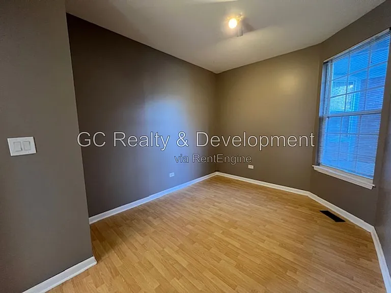 159 Shorewood Dr — Photo 8