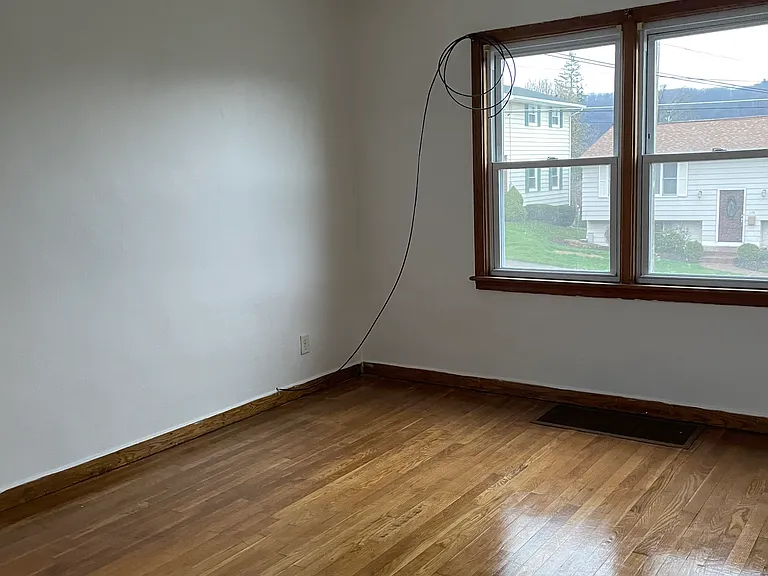 1st floor bedroom #1