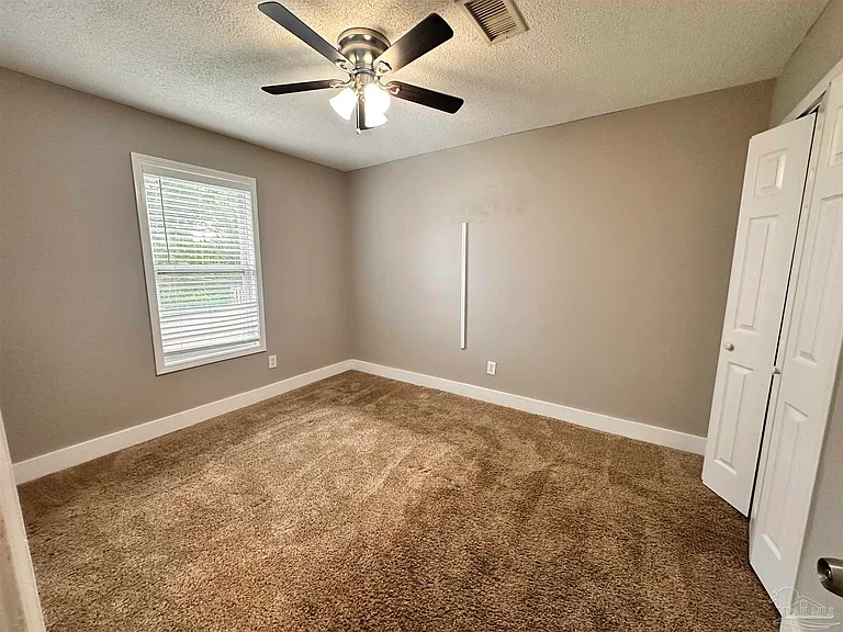 980 W Zarragossa St — Photo 10
