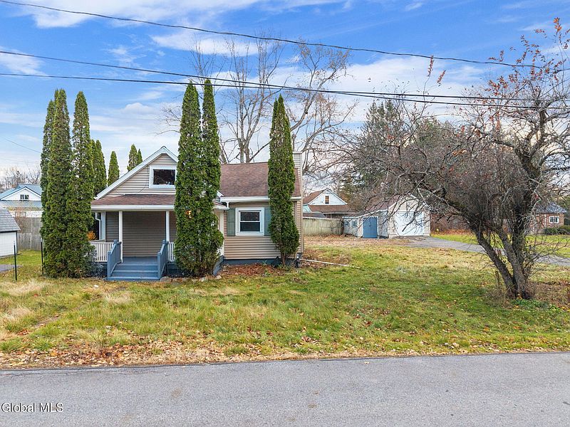 2nd image of 113 McCaffrey Avenue