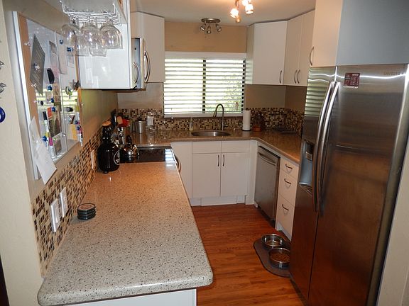 3rd image of 1101 Monticello Ln #1