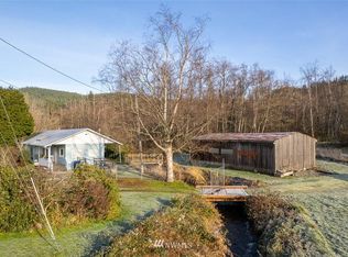 20338 E Stackpole Rd, Mount Vernon, WA 98274