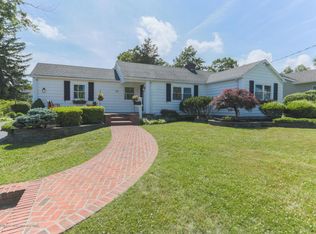 84 Cross St, Little Silver, NJ 07739