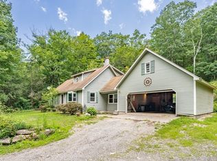 321 Dickinson Hill Rd, Russell, MA 01071