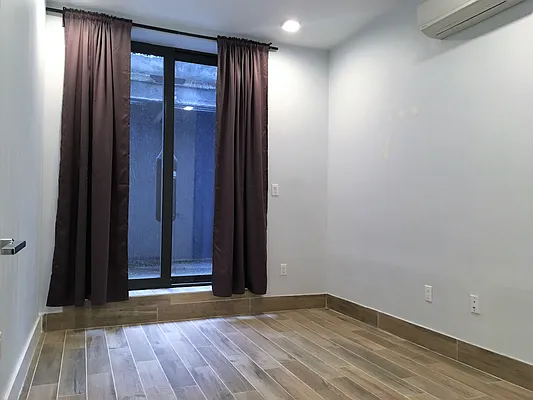 Rented by Cyberapts Management | media 31