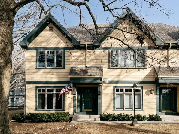 2302 East Edgewood AVENUE, Shorewood, WI 53211