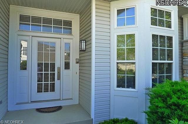 1st image of 141 Blossom Ln #5