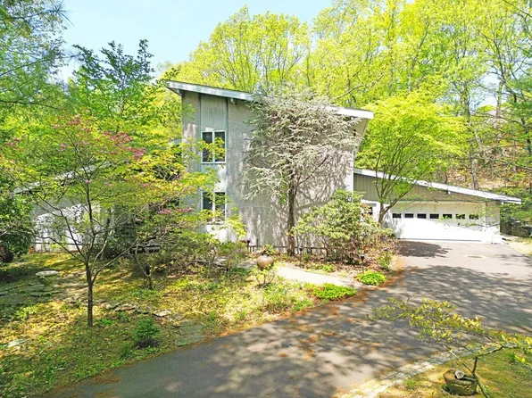 4 Cutler Rd, Needham, MA 02492