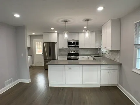 1050 Harvard Pl