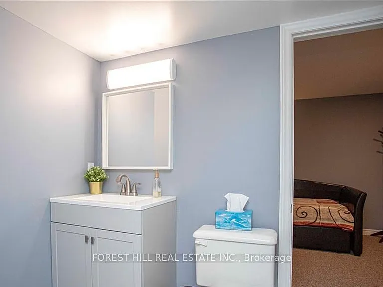 1478 Adelaide St N #23 — Photo 26