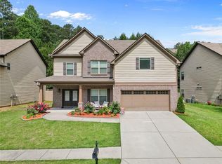 5543 Leaf Ridge Ln, Buford, GA 30518