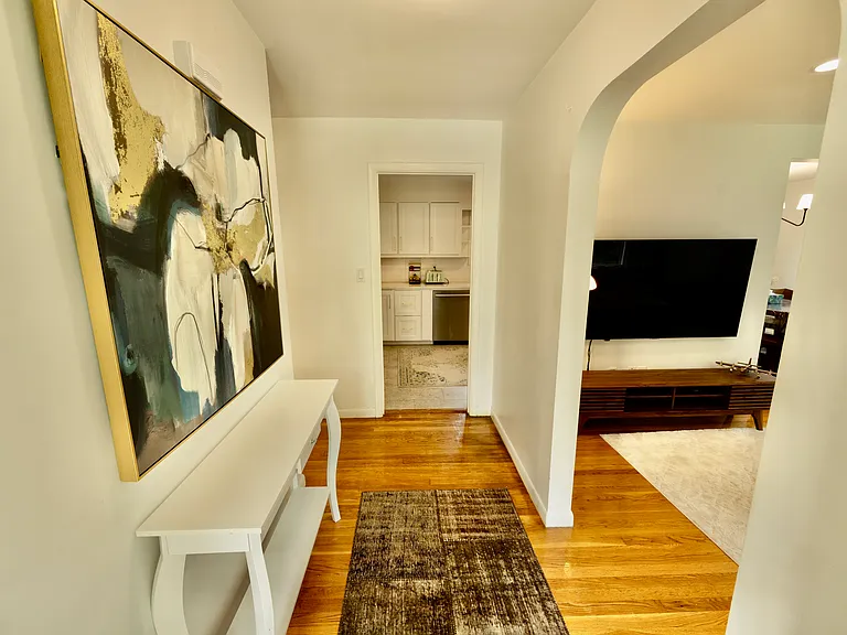 244 Green St — Photo 17
