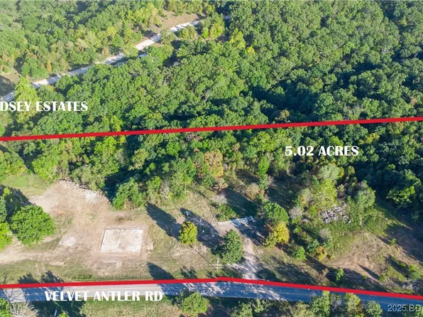 746 Velvet Antler Dr, Camdenton, MO 65020