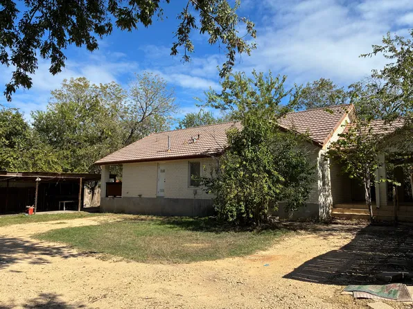 302 Oertli Ln #B, Austin, TX 78753
