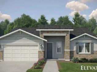 654 Lois Ln, Dinuba, CA 93618