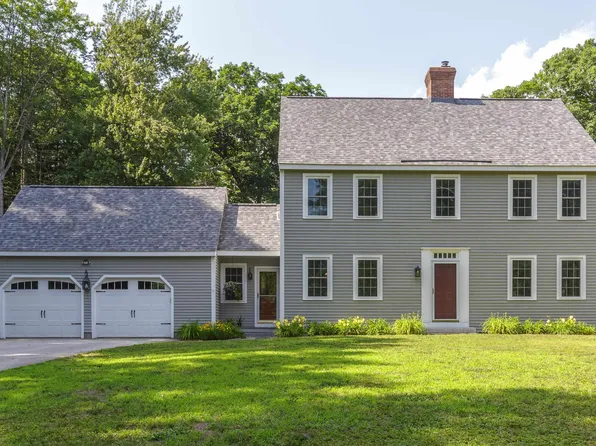 90 Deer Run Road, Henniker, NH 03242