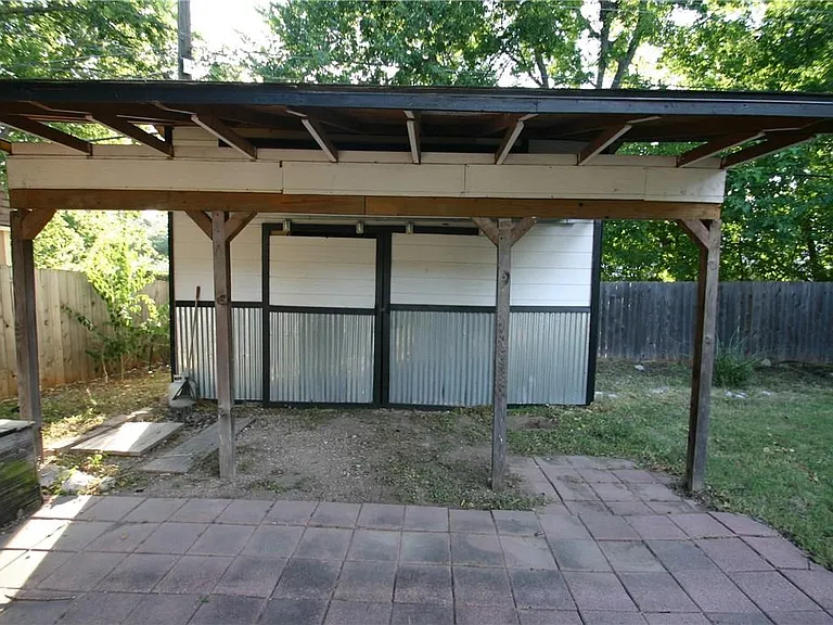 6702 Isabelle Dr — Photo 15