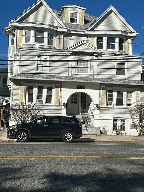1 bed, 550 sqft, $1,200 — Photo 1