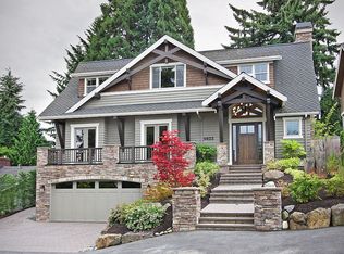 9823 NE 30th St, Bellevue, WA 98004