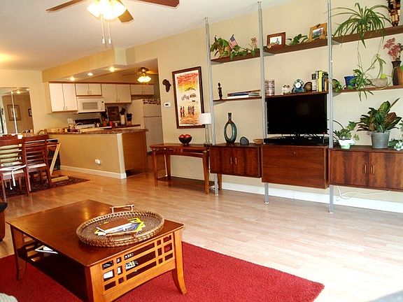 4th image of 4517 Kings Walk Dr APT 2B
