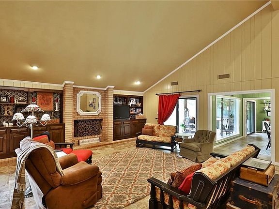 4th image of 62 Glen Abbey St