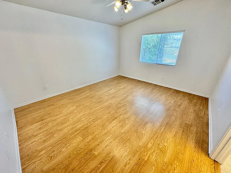 1396 Dragon Rock Dr — Photo 7