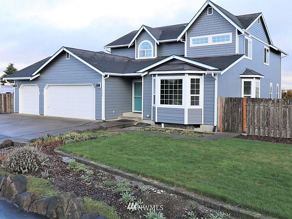 2nd image of 17941 Desimone Ct SW
