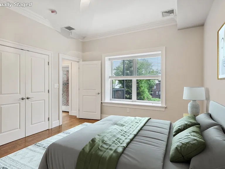 1471 Beacon St #2 — Photo 18