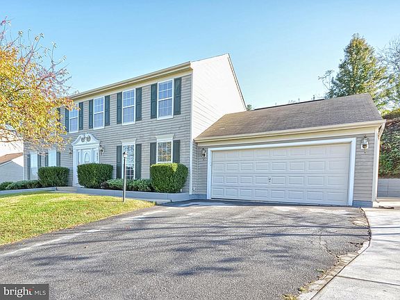 2nd image of 117 Ivy Hill Dr