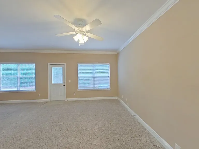 2240 Hadleigh Hills Ct — Photo 6