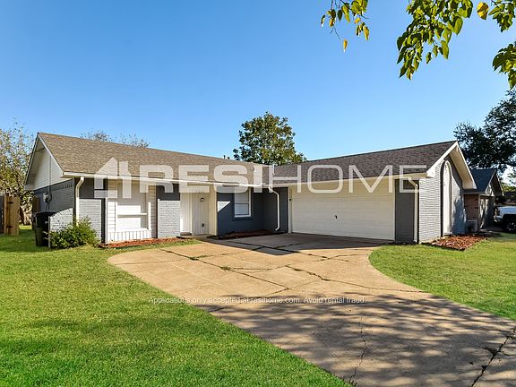 4th image of 1501 Lorraine Dr