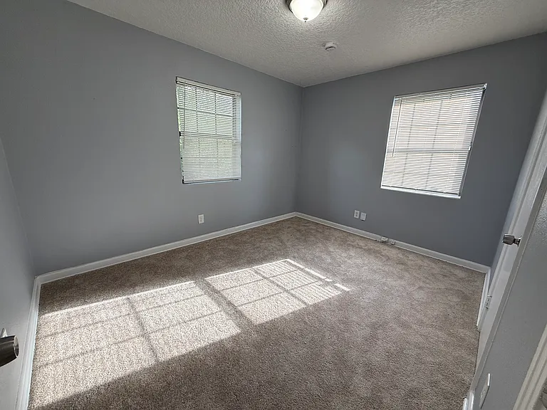 2739 King Cole Dr — Photo 14