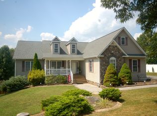 1457 Virginia Ridge Dr, Hardy, VA 24101