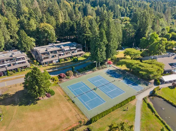 14025 Nico Wynd Pl #4, Surrey, BC V4P 1J2