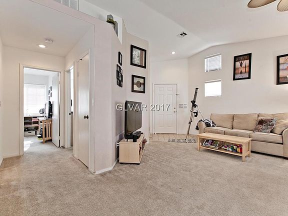 5th image of 406 Violetta Ave