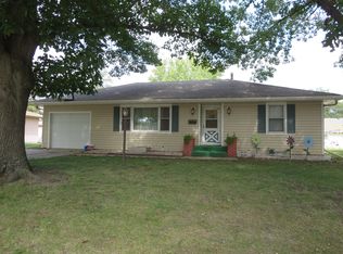 1414 Carlyle St, Beatrice, NE 68310