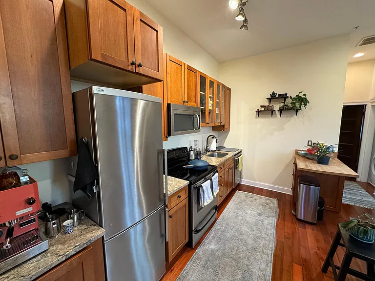 823 Randolph St NW #2 — Photo 3