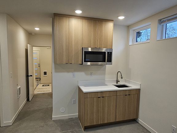 Studio with kitchenette