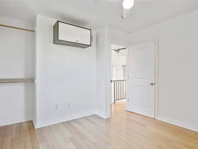 621 Otisco St — Photo 35