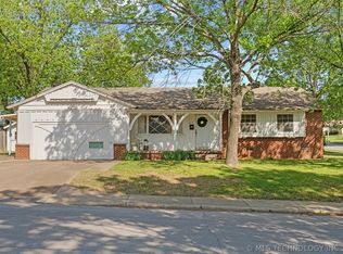 4701 Brookline Dr, Bartlesville, OK 74006