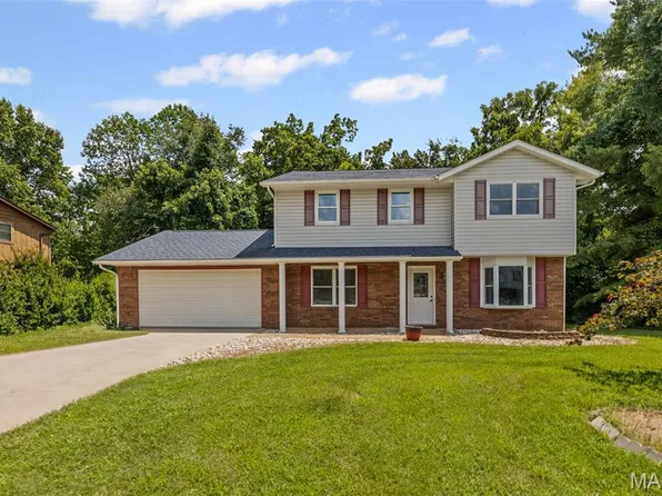 953 Long Branch Rd, Troy, IL 62294