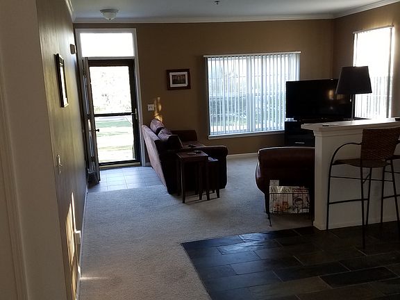4th image of 42497 Park Crescent Dr