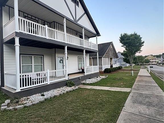 3rd image of 70 Kevin Ct