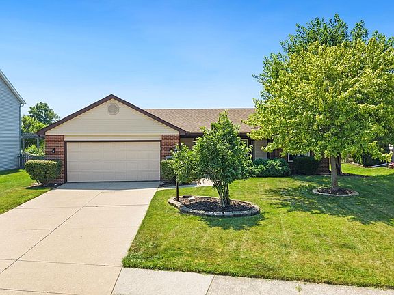 2nd image of 10827 Lupine Ln