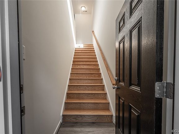 5th image of 12105 Oxford Landing Dr #203