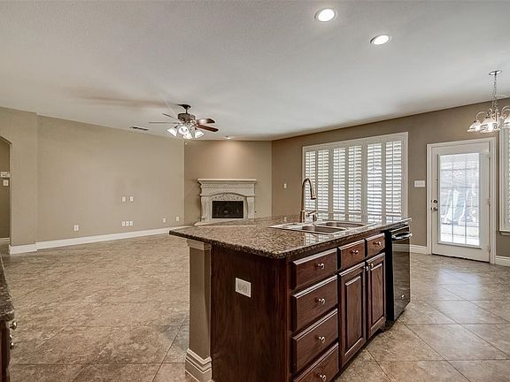 5th image of 13308 Cottage Grove Dr