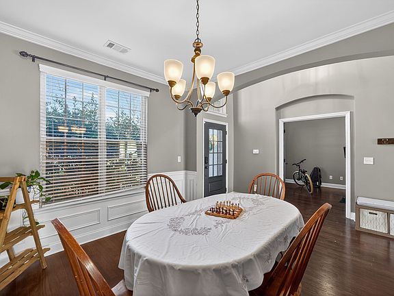5th image of 1042 Brixworth Dr
