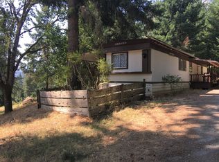 724 Lou Gray Dr, Myrtle Creek, OR 97457
