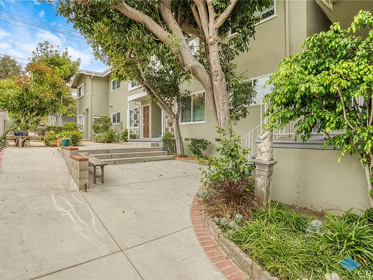 16144 W Sunset Blvd #6 — Photo 5